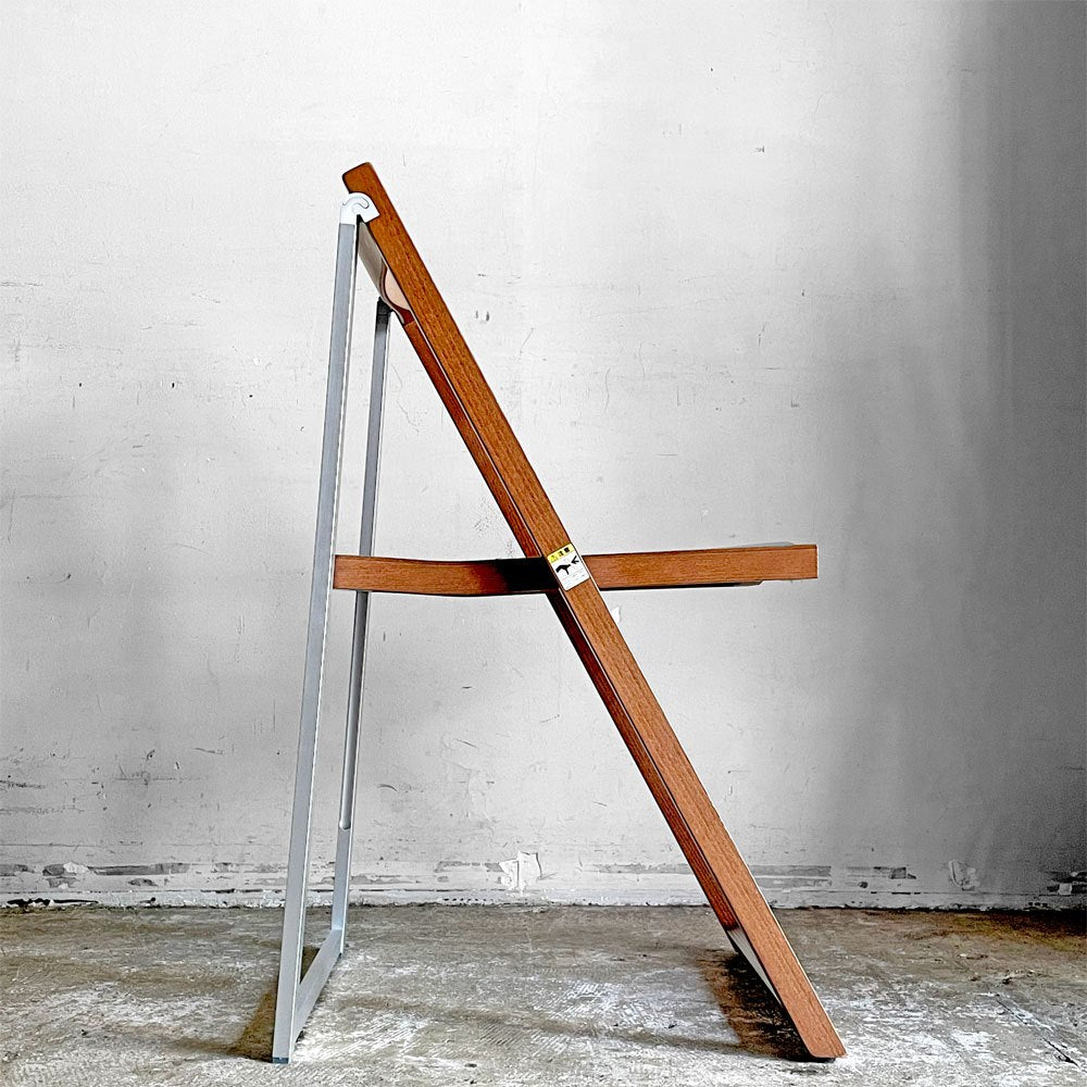 カリガリス Calligaris コヌビア connubia スキップ SKIP フォールディングチェア ビーチ材 ウォールナット色 イタリア ■