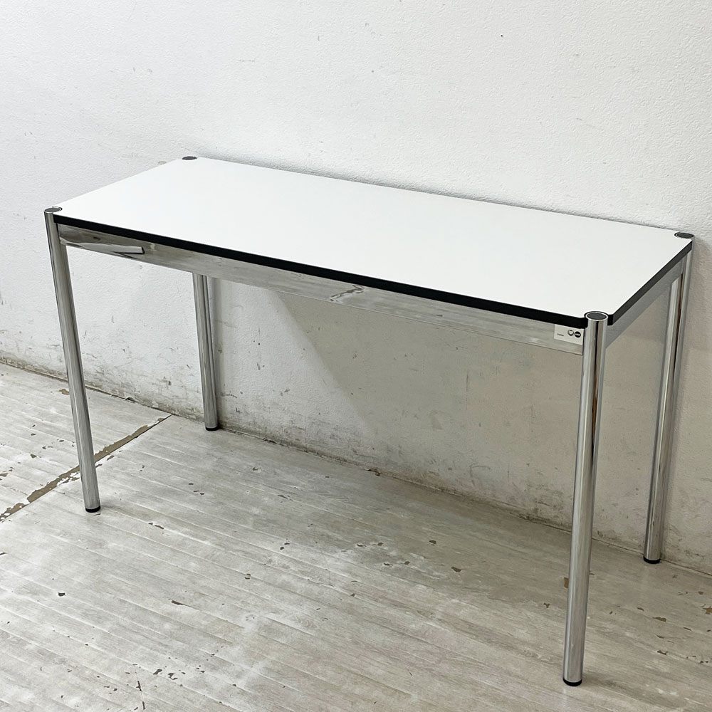 USMハラー USM Haller モジュラーファニチャー ハラーテーブル ワーキングデスク W125×D50cm カスタムオーダーサイズ ホワイト アジャスター 高さ調整機能付き モダンデザイン 定価161,641円 ●