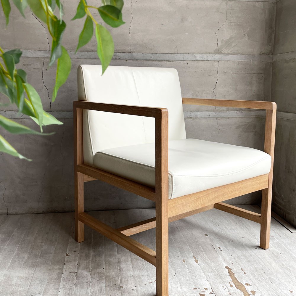 シギヤマ家具 シティ City C-41 LDチェア ダイニングチェア オーク材 PVCレザー ホワイトカラー 岩倉榮利 参考定価￥44,600- 廃番 ♪