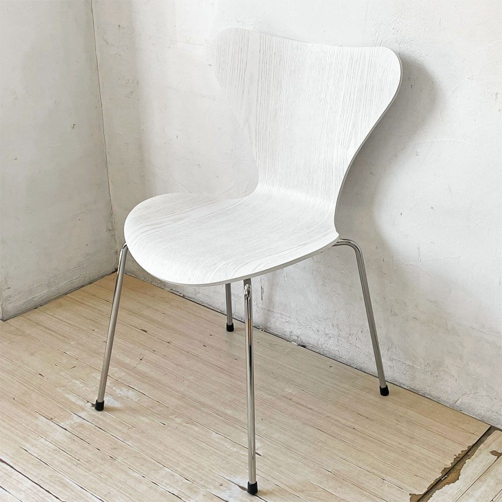 フリッツハンセン Fritz Hansen セブンチェア SEVEN CHAIR カラードアッシュ ホワイト アルネ・ヤコブセン デンマーク 北欧家具 ★