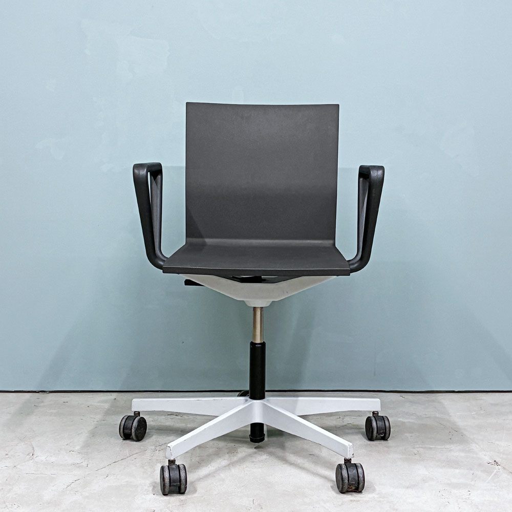 ヴィトラ vitra ゼロフォー .04 スタジオチェア アームレスト付 マールテン・ヴァン・セーヴェレン Maarten Van Severen 定価￥202,400- B ◎