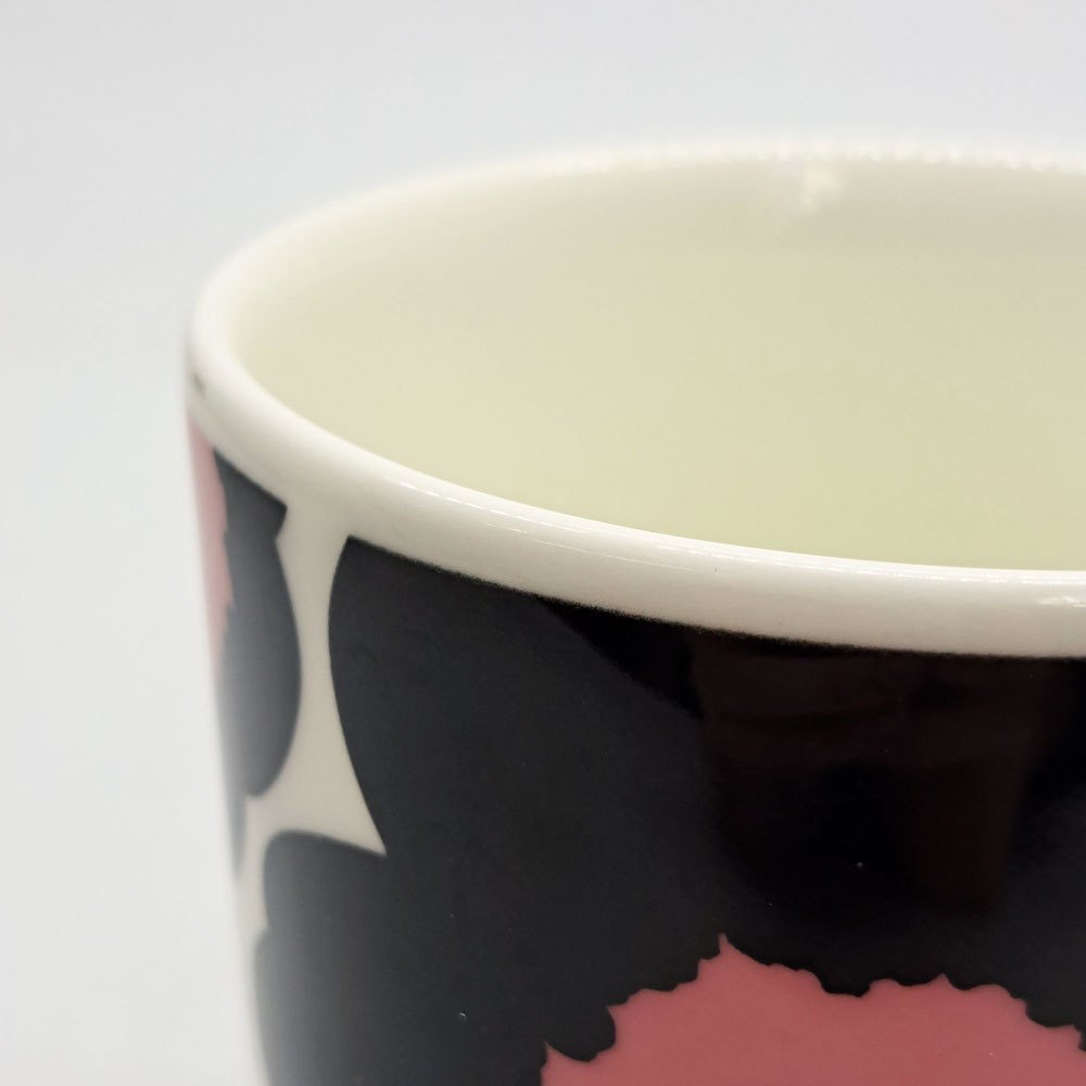 マリメッコ marimekko ウニッコ UNIKKO マグカップ コップ 250ml ブラック×ピンク マイヤ・イソラ Maija Isola 2015年 日本限定カラー 廃番 A ●