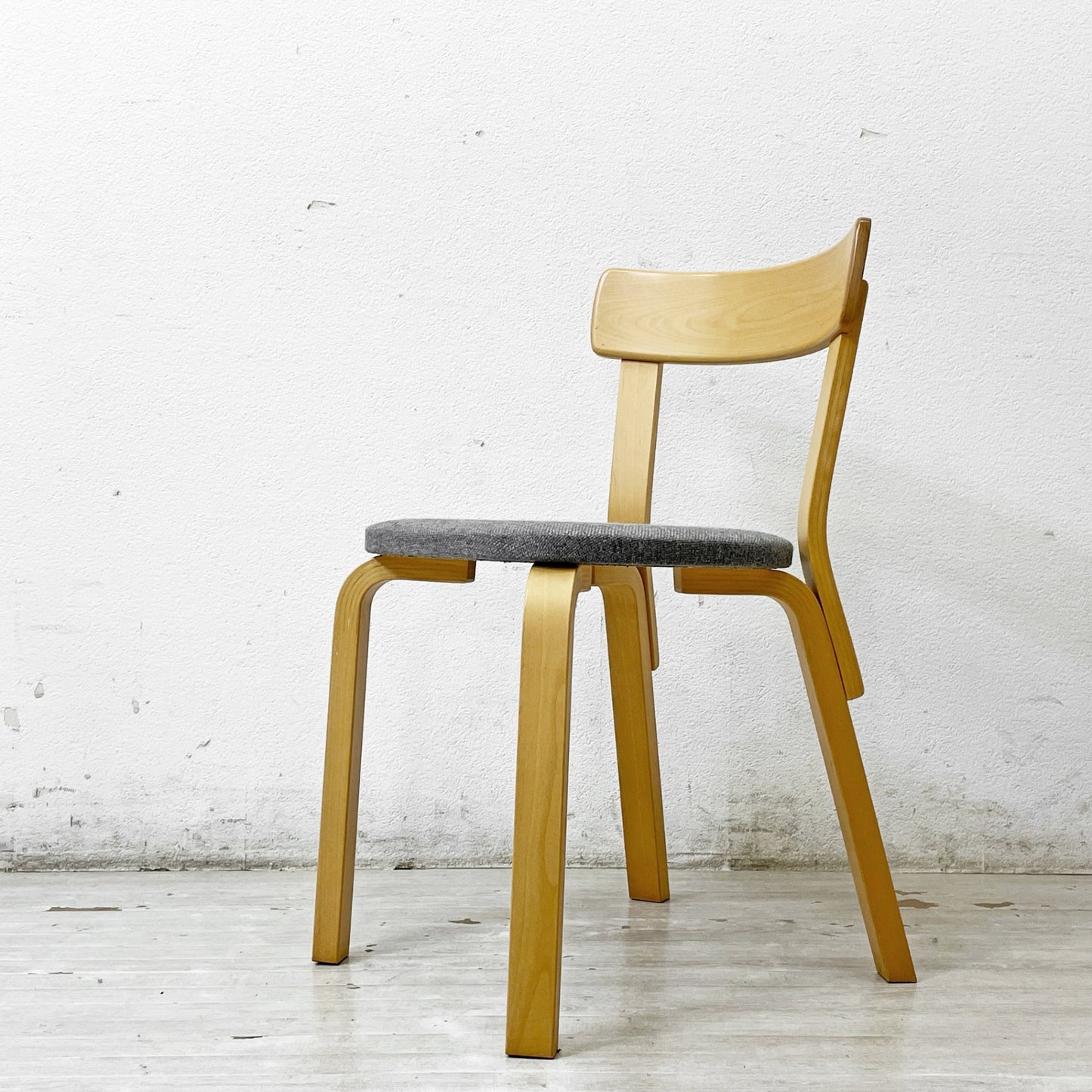 アルテック artek チェア69 Chair69 ダイニングチェア グレー ファブリック アルヴァ・アアルト Alva Aalto フィンランド 北欧家具 A ●