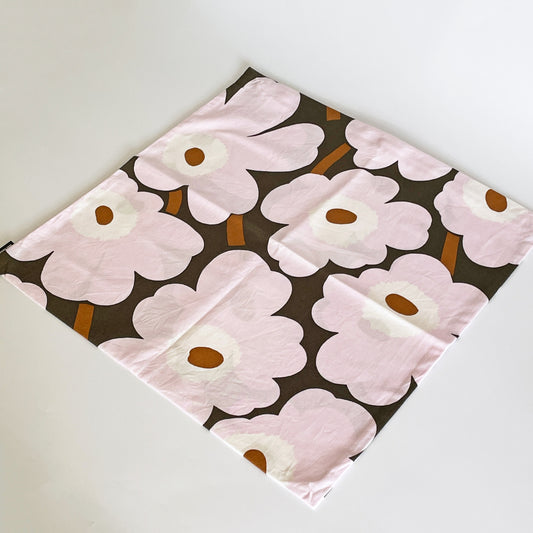 マリメッコ Marimekko ピエニウニッコ Pieni Unikko クッションカバー ブラウン ピンク マイヤ・イソラ 廃番カラー 50×50cm 北欧 ■