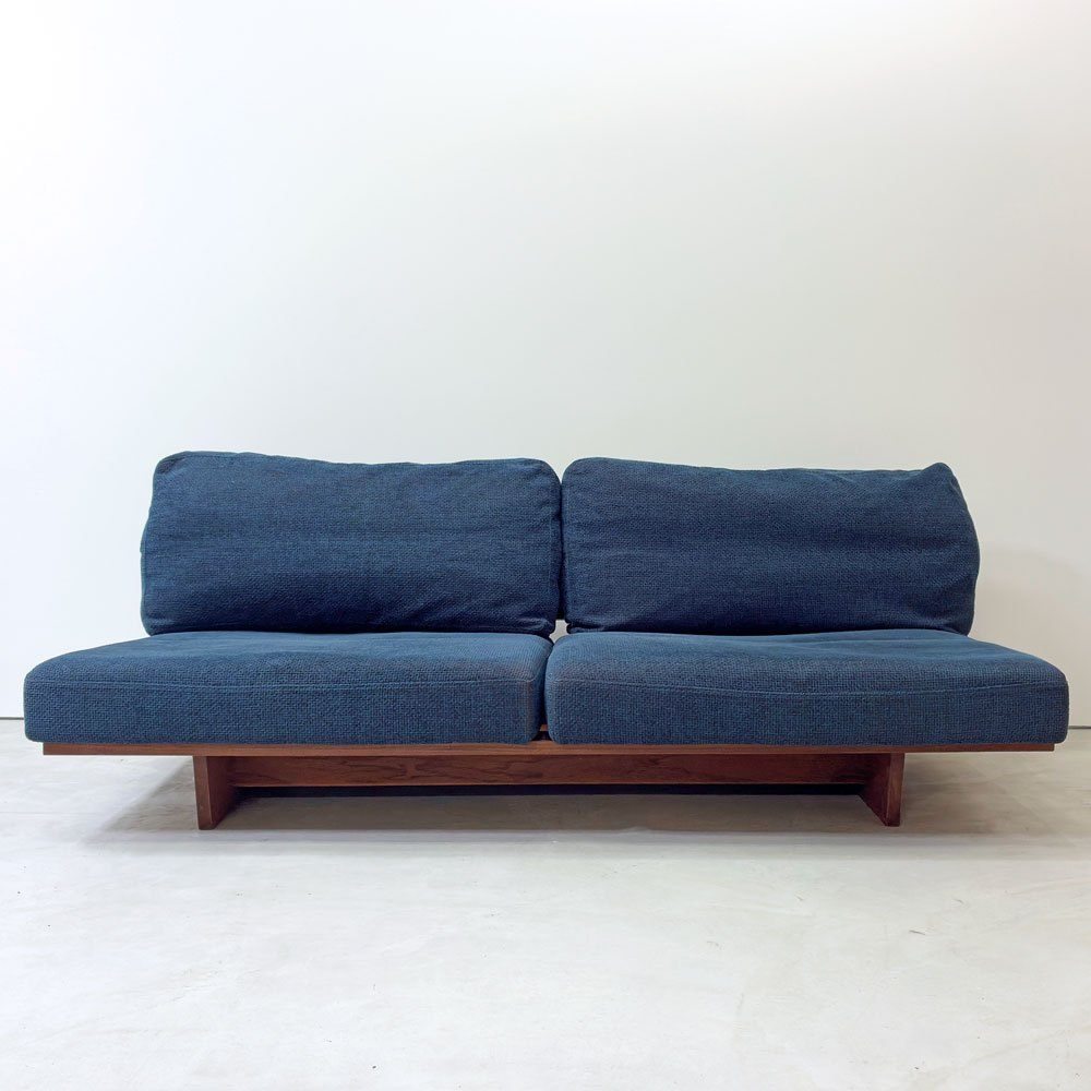 マスターウォール MASTERWAL モノ MONO 3Pソファ W180cm ウォールナット無垢材 フェザークッション プリモネイビー アカセ木工 ●