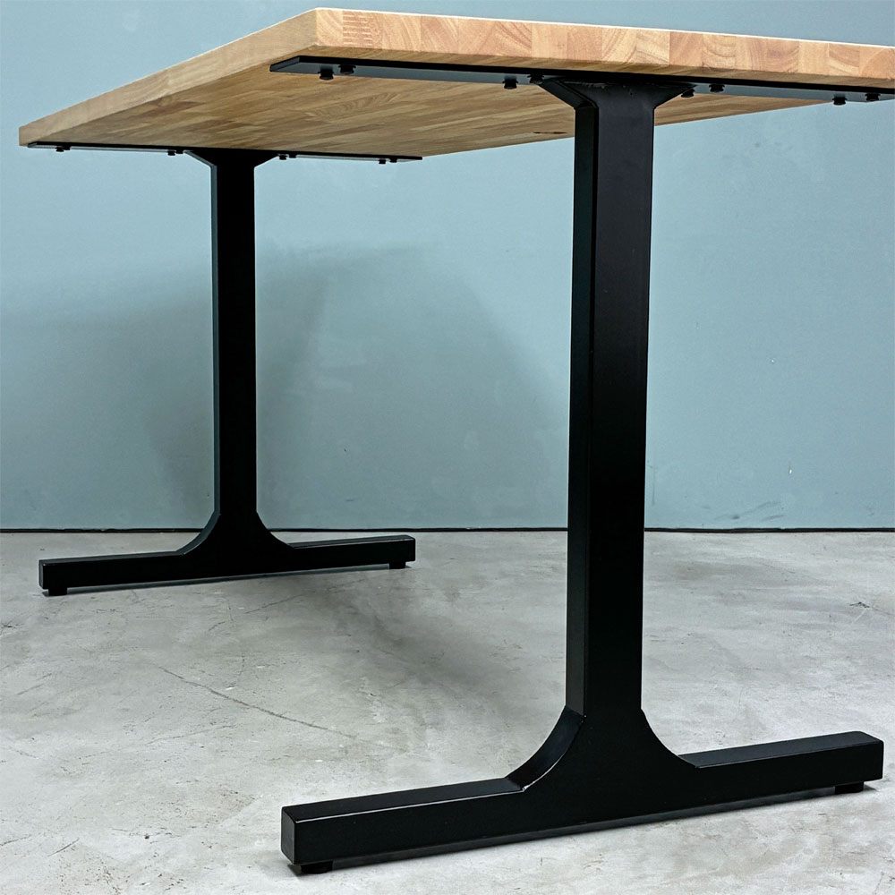 かなでもの KANADEMONO ザ・テーブル THE TABLE デスク W140xD62cm ラバーウッド Iライン脚 配線孔付き ◎