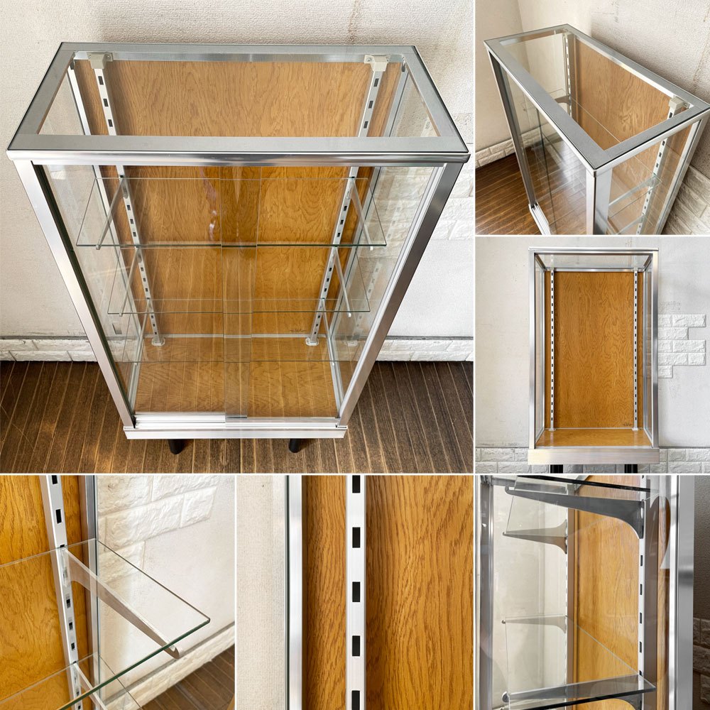 パシフィックファニチャーサービス PACIFIC FURNITURE SERVICE P.F.S. アルミナム ALUMINIUM GLASS CASE ガラスケース AL-60 オーク材 スチール脚 W60cm 定価￥121,000 - ◎