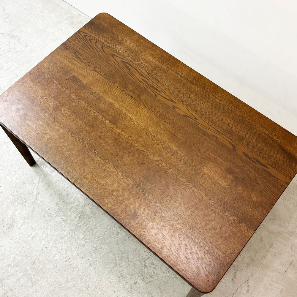 カリモク karimoku DU4820 ダイニングテーブル オーク無垢材 W135cm モカブラウン 参考定価￥237,600- ●