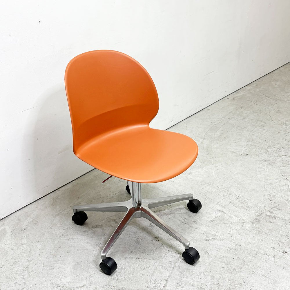 フリッツハンセン Fritz Hansen エヌゼロツー N02 リサイクルチェア キャスターチェア デスクチェア 佐藤オオキ nendo ダークオレンジ 参考定価￥91,080- ●