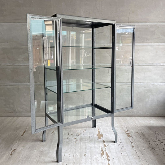 ダルトン DULTON ドクターキャビネット Doctor cabinet S ケビント キュリオケース ディスプレイラック 飾り棚 ガラス スチール 鍵欠品 定価 ¥ 96,800- 現状品 ♪