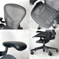 ハーマンミラー Herman Miller アーロンチェア デスクチェア リマスタード ライト Bサイズ グラファイトベース ビル・スタンフ ＆ ドン・チャドウィック ポスチャーフィット ★