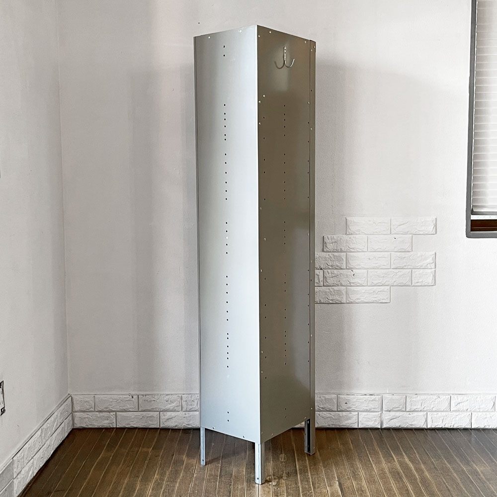 リオン LYON 2段スチールロッカー 2-TIER LOCKER ダイヤカット RECESSED HANDLE グレー インダストリアル パシフィックファニチャーサービス取扱 ◎