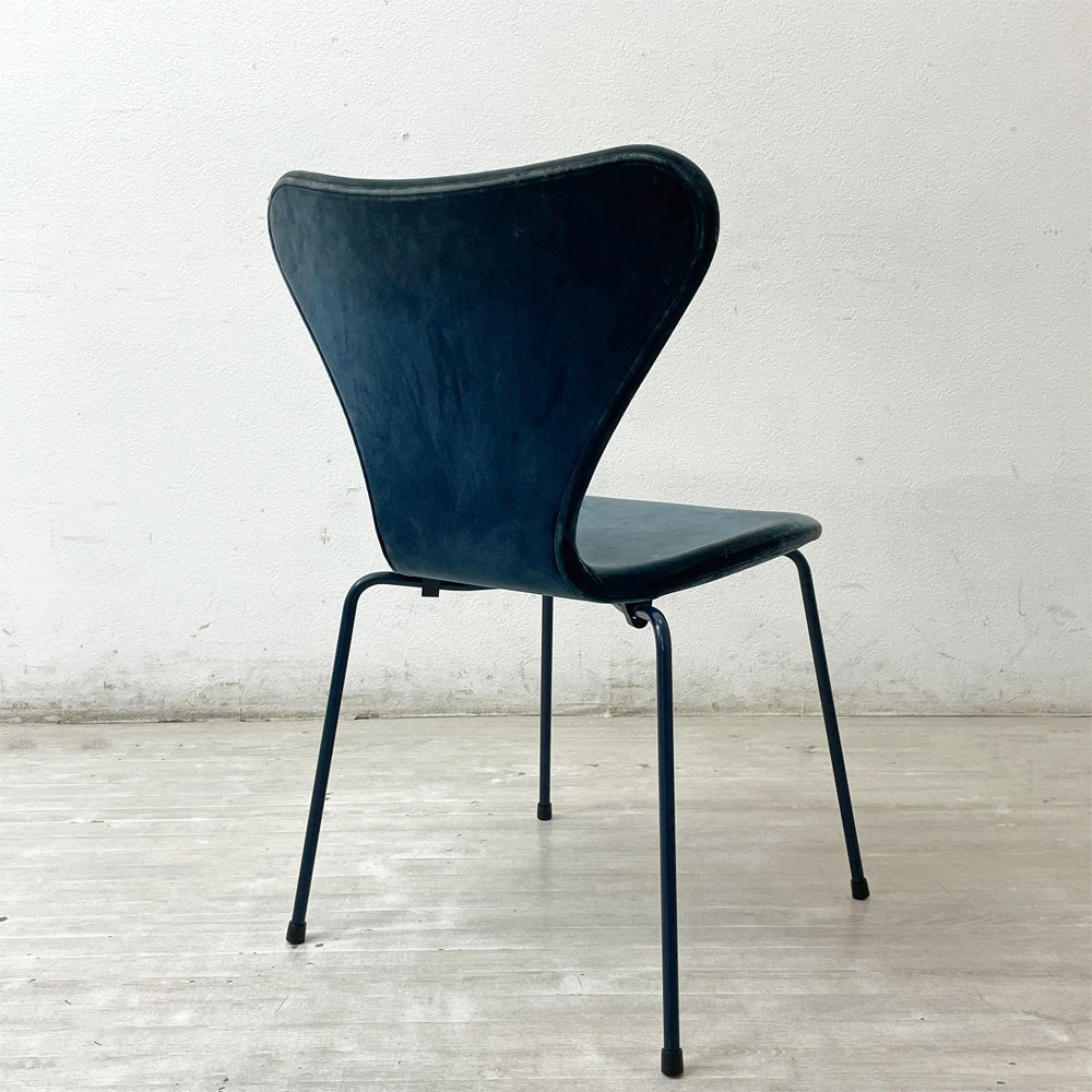 フリッツハンセン Fritz Hansen 3107 セブンチェア フルパティング アルネ・ヤコブセン ミッドナイトブルー デンマーク 北欧家具 B ●