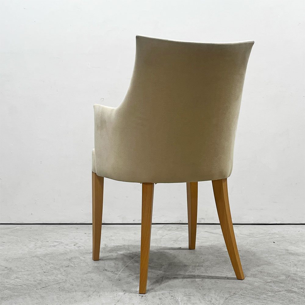 イデー IDEE アミアームチェア AMI ARM CHAIR ダイニングチェア 1pソファ ラムース生地 アイボリー 参考定価￥89,900- ●