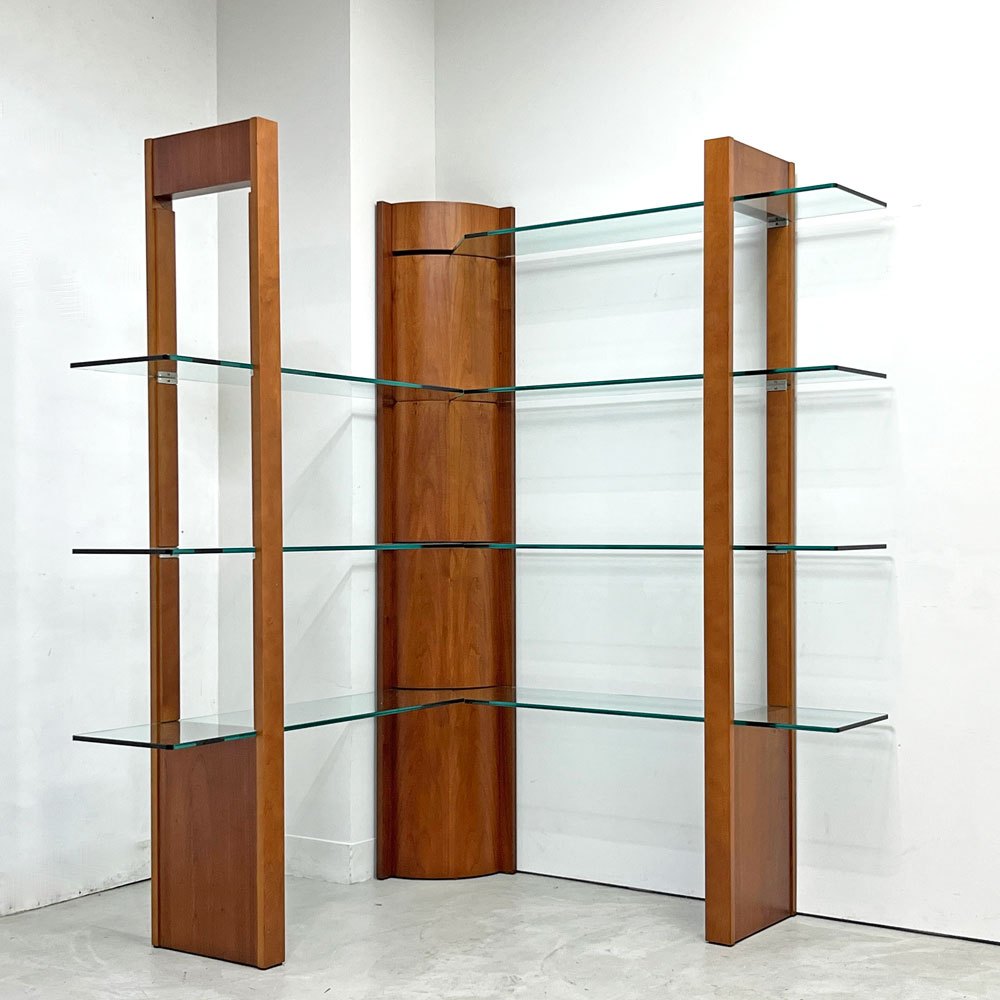 モダンデザイン Modern Design コーナー オープンシェルフ ディスプレイシェルフ 4段 チェリー材 × ガラス H167cm 店舗什器 ●