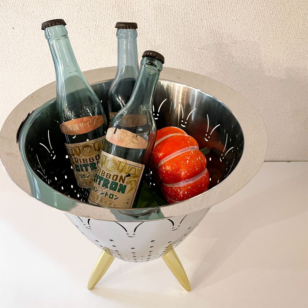 アレッシィ ALESSI マックス・ル・シノワ MAX LE CHINOIS コランダー 水切りボウル ザル 脚付 ステンレス製 フィリップ・スタルク イタリア 参考価格￥68,139- ◎