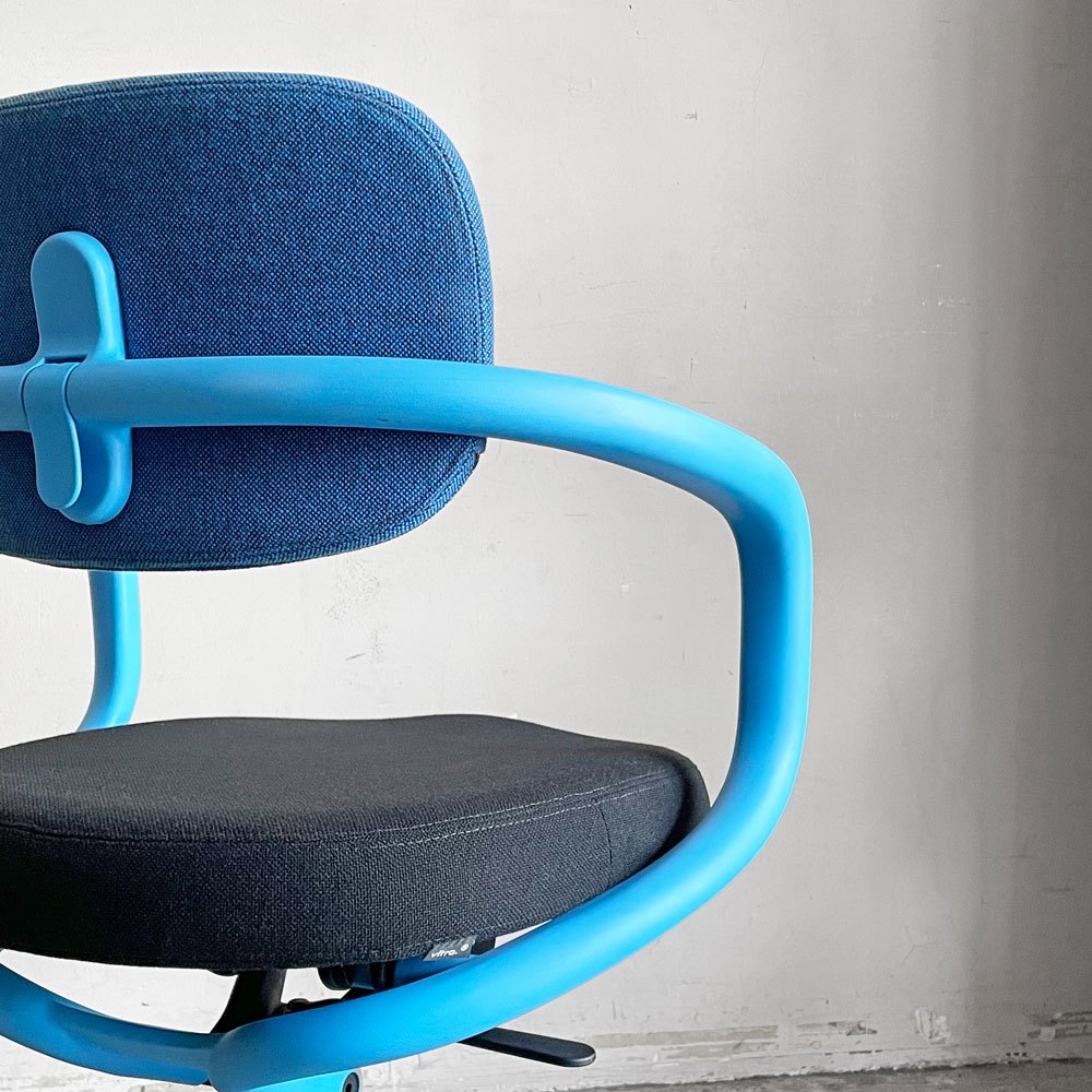 ヴィトラ Vitra オールスター Allstar オフィスチェア デスクチェア ブルー×ブラック コンスタンチン・グルチッチ 定価￥163,900- ■