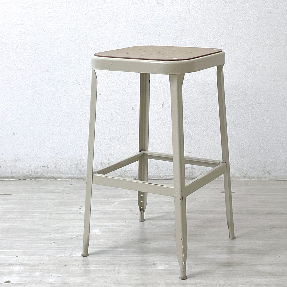 リオン LYON ファクトリー スツール FACTORY STOOL Lサイズ プレスウッドシート パシフィックファニチャーサービス P.F.S取扱 A ●