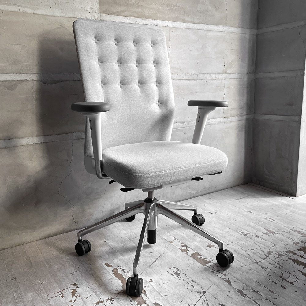 ヴィトラ vitra IDトリム ID Trim オフィスチェア デスクチェア ハイバック ライトグレー系 2Dアームレスト アントニオ・チッテリオ 参考定価￥209,000- ♪