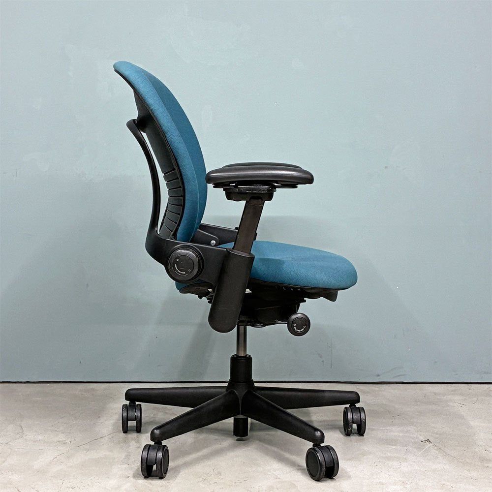 スチールケース Steelcase リープチェア Leap デスクチェア エルゴノミクスチェア 高機能チェア キャスター付き ブルー ファブリック ◎