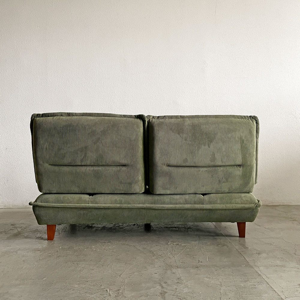 関家具 グランパ Granpa 2.5人掛けソファ 背もたれ前後スライド式 W165cm コーデュロイ グリーン クッション付 〓