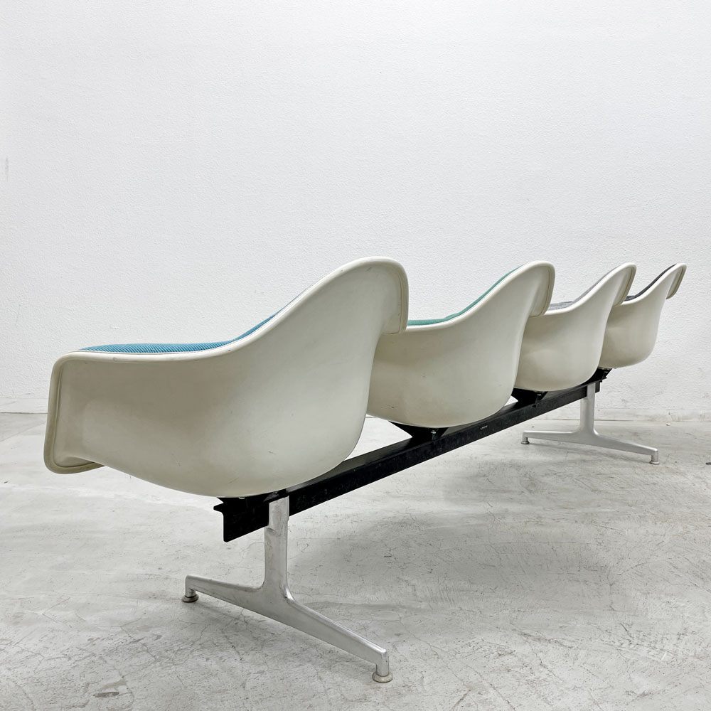 ハーマンミラー Herman Miller ビンテージ エアポートベンチ タンデムシート 4連 アームシェル 2nd ファブリック 新品張替え済 イームズ 希少 グレー・ライトグレー・ミント・スカイブルー D〓
