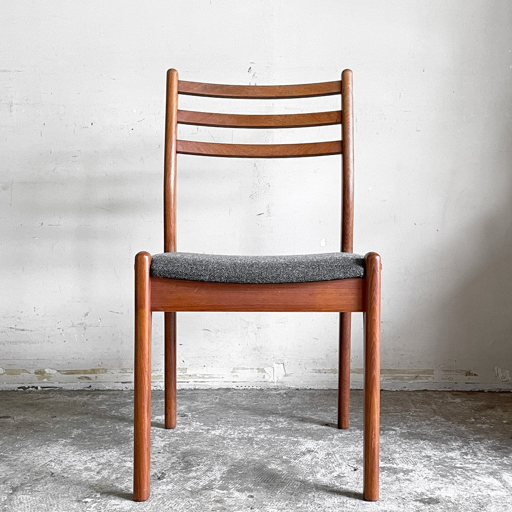 ジャパンビンテージ Japan Vintage チーク材 ラダーバック ダイニングチェア グレー系ファブリック SH39cm 座面張替＆ウレタン交換済 北欧スタイル ■