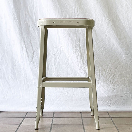 リオン LYON ファクトリー スツール FACTORY STOOL Lサイズ Putty White プレスウッドシート パシフィックファニチャーサービス P.F.S取り扱い A ◇