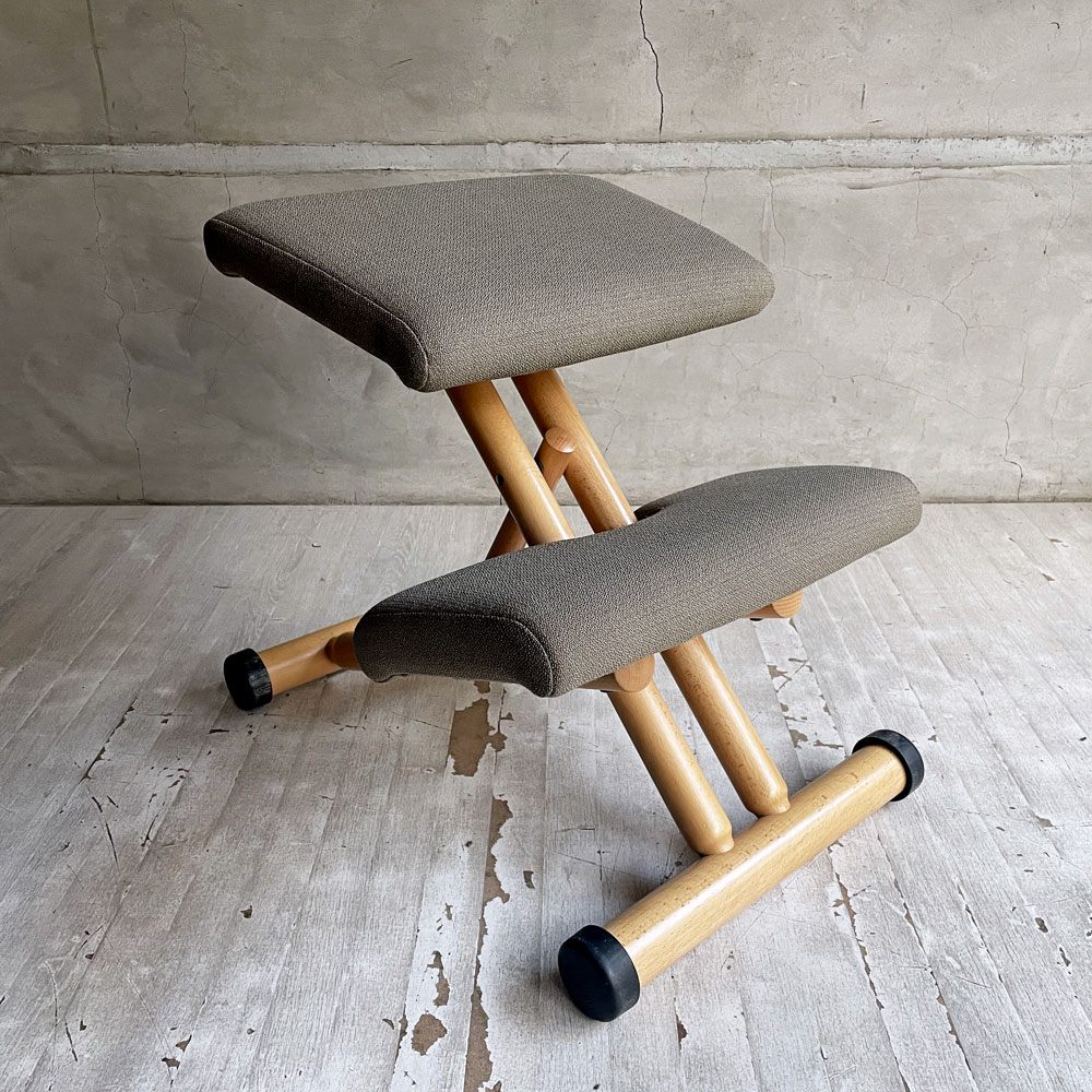 ストッケ STOKKE ヴァリエール VARIER マルチバランス MULTI バランスチェア 学習椅子 ジュニア用アタッチメント付 ベージュ 北欧 ノルウェー ♪