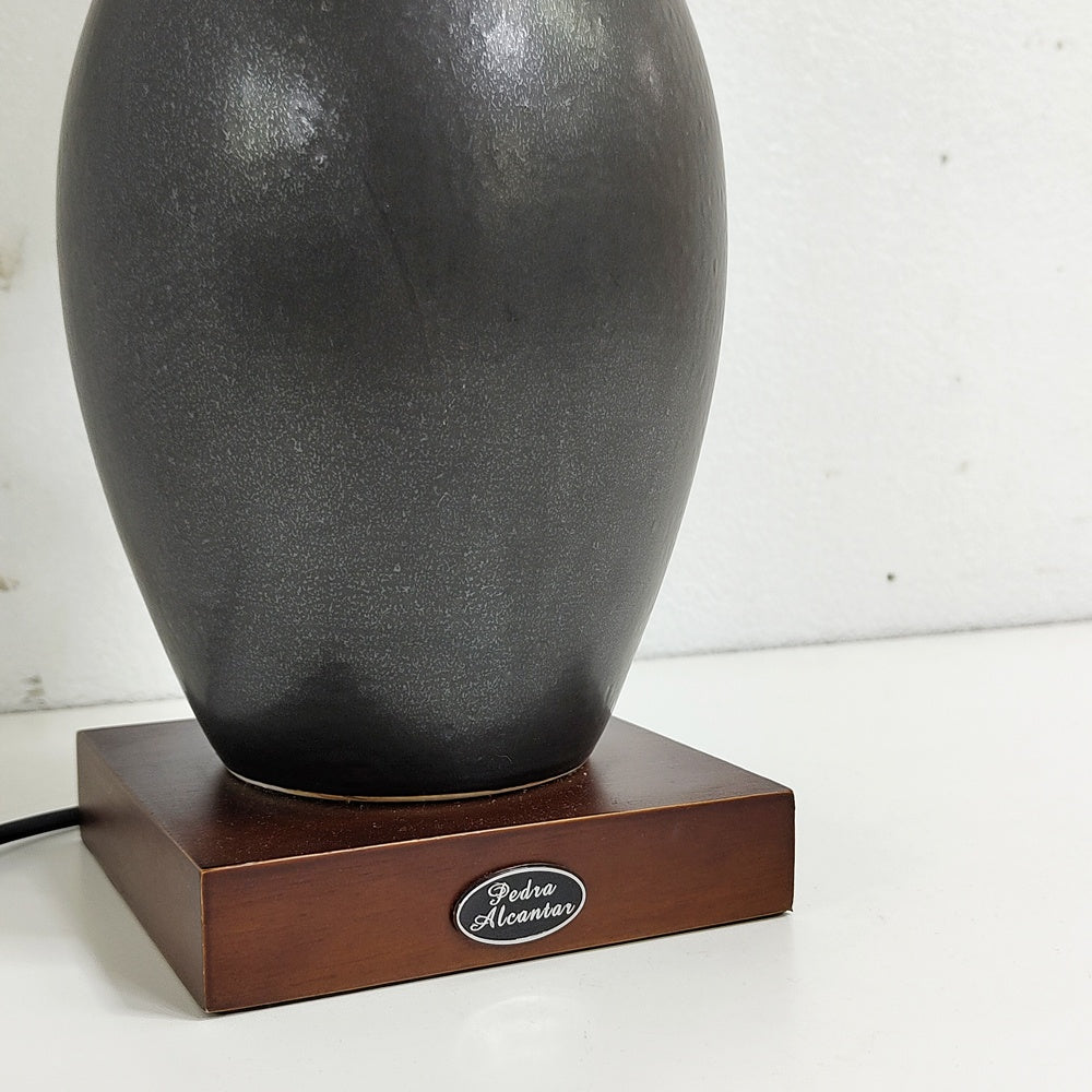 ペドラ・アルカンタル Pedra Alcantar 陶製 テーブルランプ スタンドライト 布製シェード イタリア モダンデザイン ●