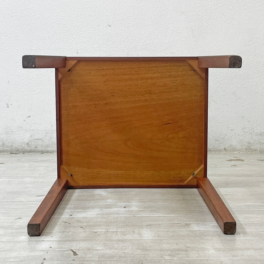 北欧ビンテージ Scandinavia Vintage サイドテーブル チーク材 ネストテーブル 1台のみ 北欧家具 ●