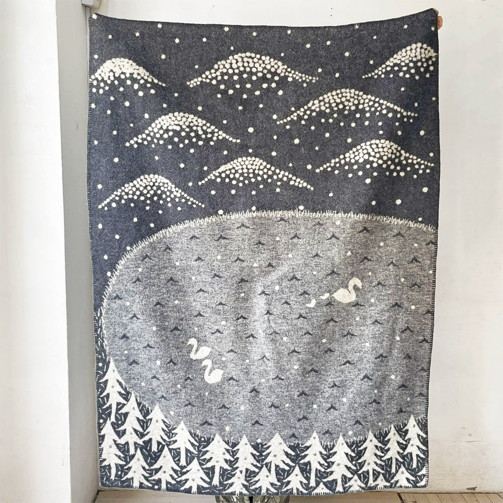クリッパン KLIPPAN × ミナペルホネン mina perhonen レイクインザバレー LAKE IN THE VALLEY 皆川明 ウールブランケット シングル 130×180cm 廃番 定価 37,400円 ★