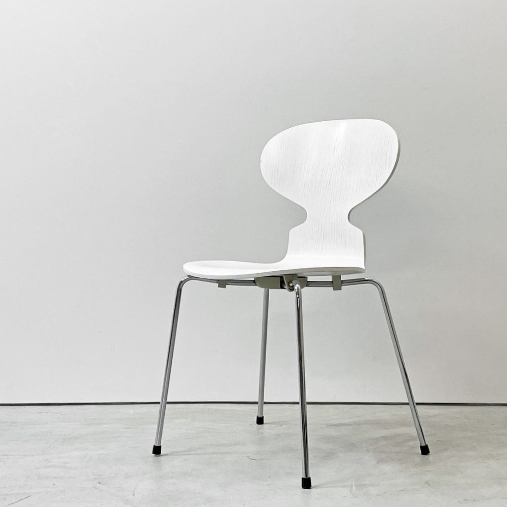 フリッツハンセン Fritz Hansen アントチェア アリンコチェア 4本脚 カラードアッシュ ホワイト アルネ・ヤコブセン デンマーク 北欧家具 ●
