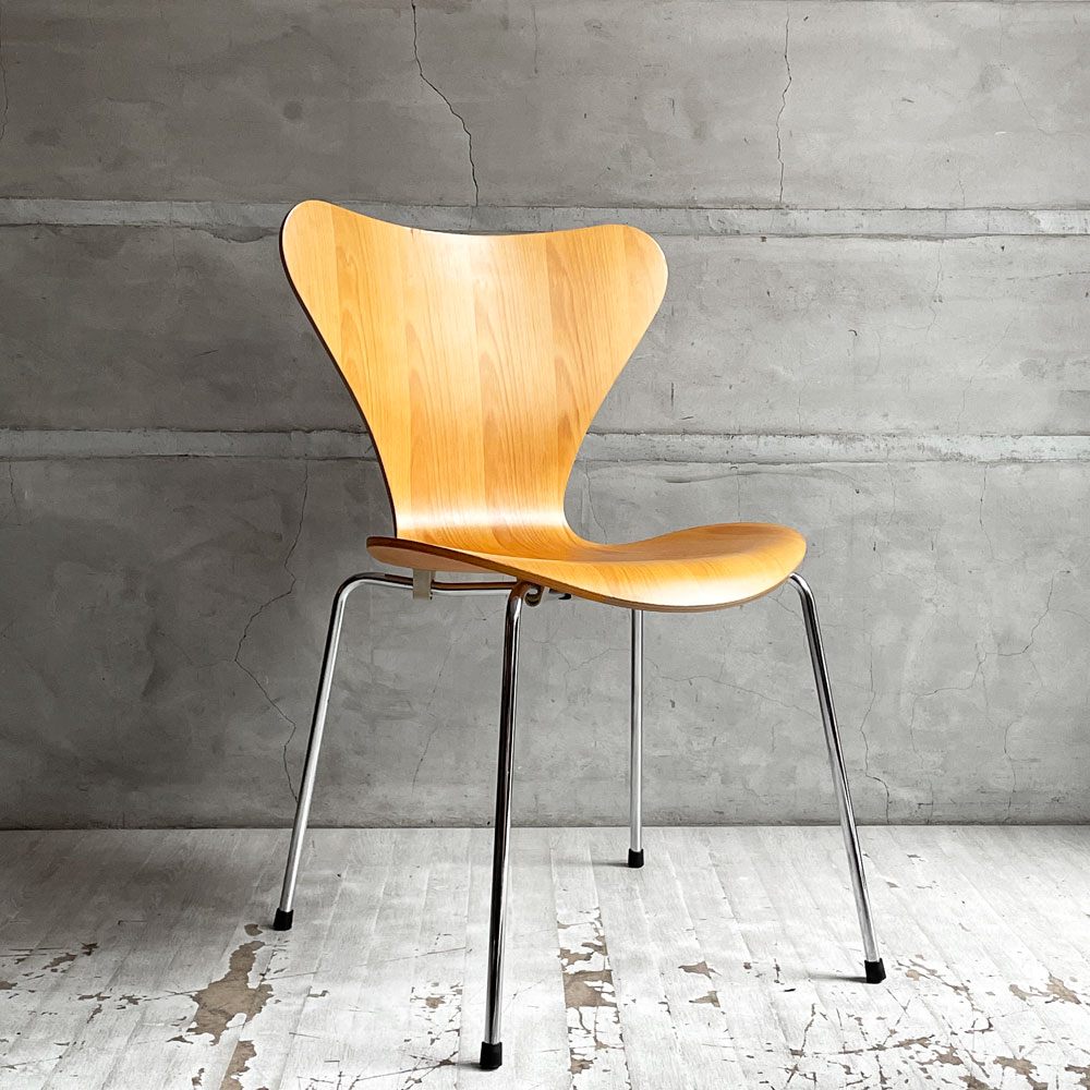 フリッツハンセン Fritz Hansen 3107 セブンチェア ビーチ材 ナチュラル ラッカー仕上げ アルネ・ヤコブセン スタッキング デンマーク 北欧家具 A ♪