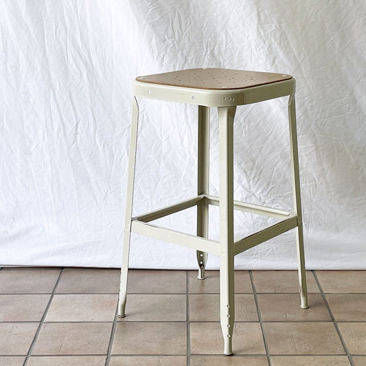 リオン LYON ファクトリー スツール FACTORY STOOL Lサイズ Putty White プレスウッドシート パシフィックファニチャーサービス P.F.S取り扱い A ◇