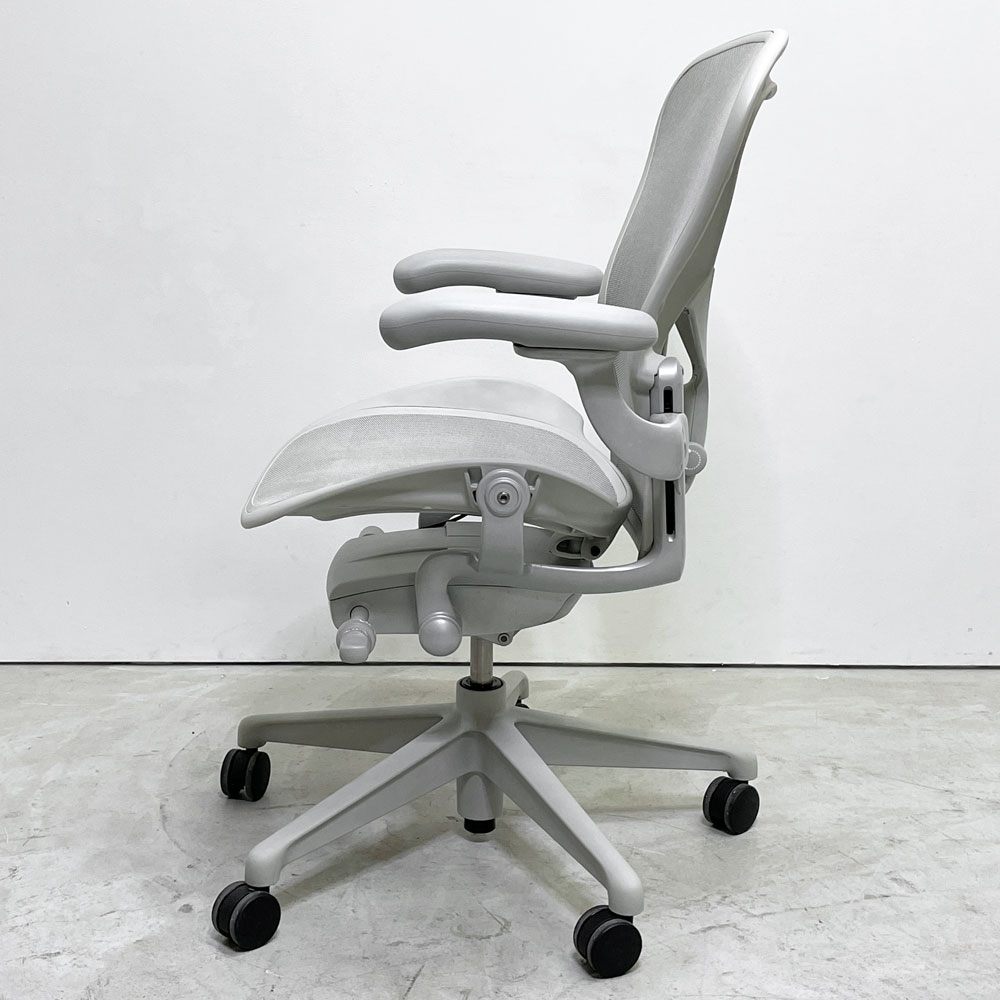 ハーマンミラー Herman Miller アーロンチェア リマスタード フル装備 Bサイズ ミネラル ポスチャーフィットSL デスクチェア オフィスチェア ビル・スタンフ ＆ ドン・チャドウィック ●