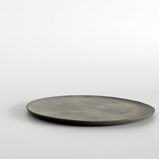 吉田次朗 リムプレート ラウンド 平皿 ホワイトグレー Mサイズ Φ19cm 陶器 現代作家 ■
