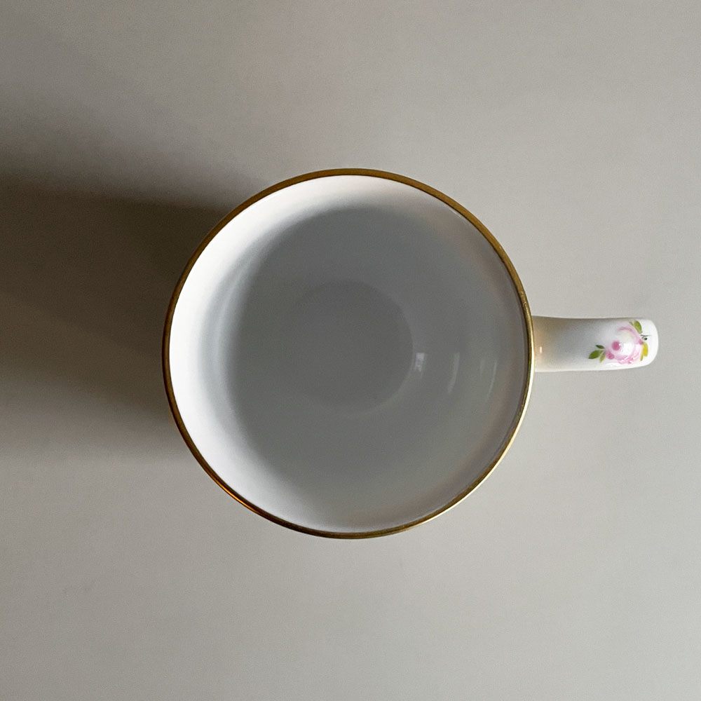 ヘレンド Herend 朝露の小薔薇 ミッドマグ 200ml 金彩 白磁食器 ハンドペイント ハンガリー 定価￥36,300- ♪