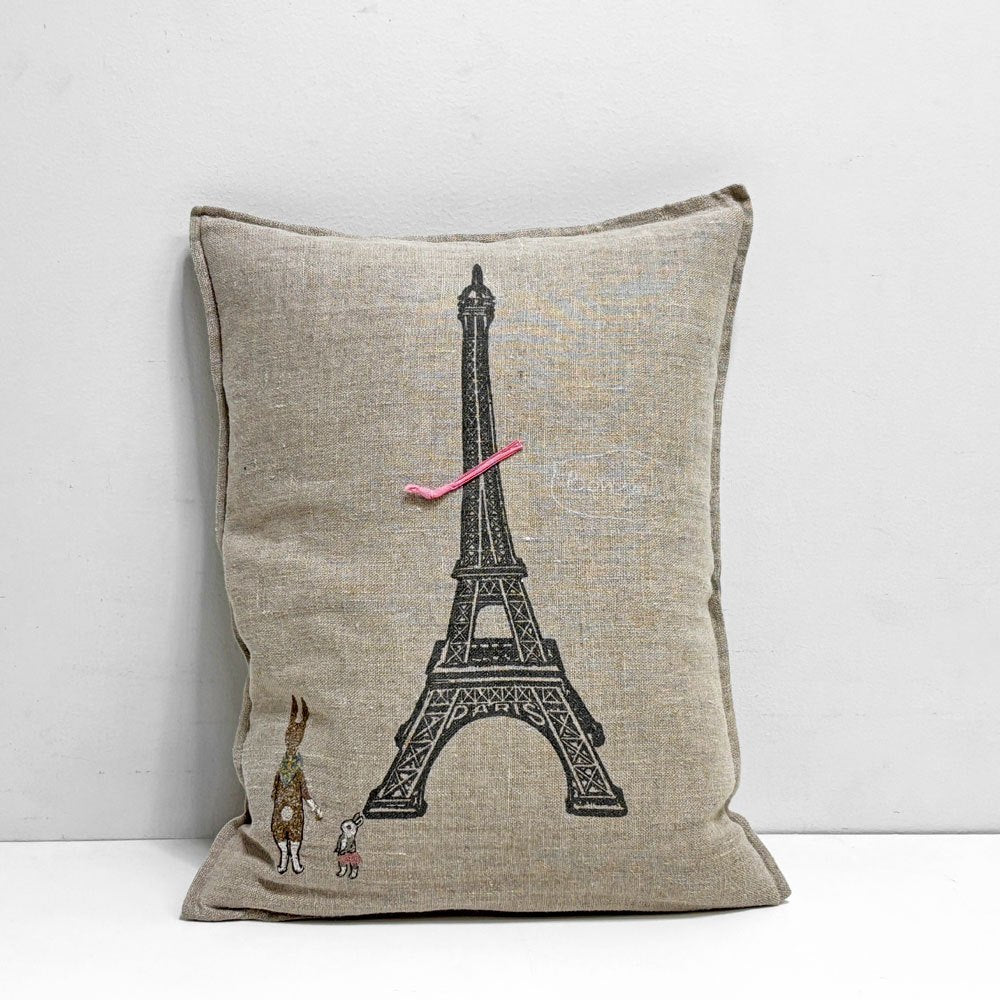 コーラルアンドタスク Coral & Tusk クッション エッフェル塔 ウサギ 刺繍 カバーリング 31×41cm 廃番 ●