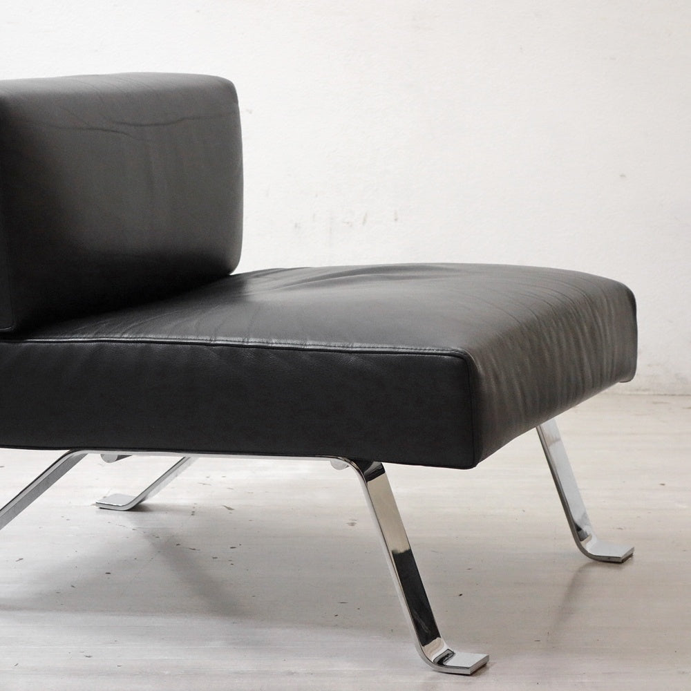 カッシーナ Cassina オンブラ OMBRA 512 ラウンジチェア レザー ブラック シャルロット・ペリアン Charlotte Perriand ●