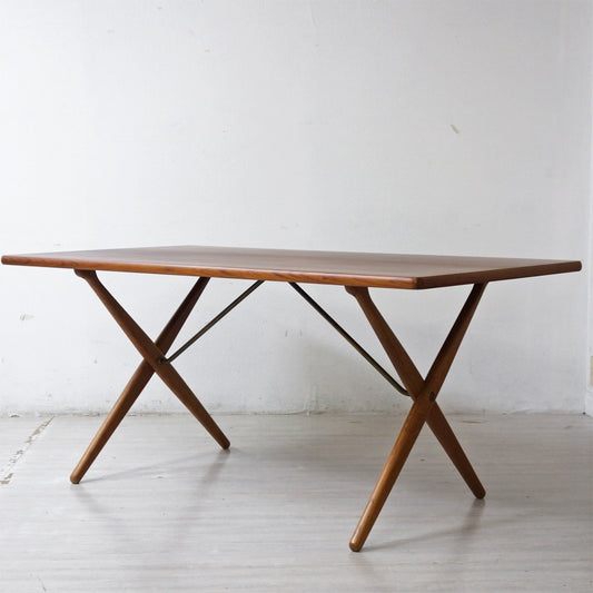 アンドレアス タック Andreas Tuck AT303 ダイニングテーブル クロスレッグ X-Reg ハンス J.ウェグナー Hans J. Wegner 北欧家具 ●