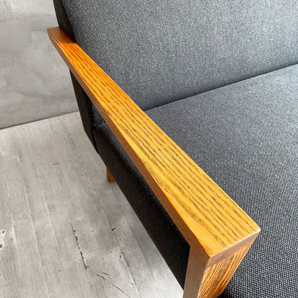 トラックファニチャー TRUCK FURNITURE ロビー LOBBY 2Pソファ 2人掛け オーク無垢材 グレー系ファブリック 新品張替済 廃番希少 ♪