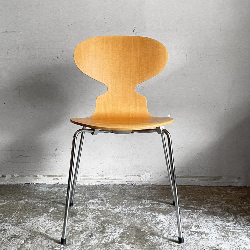 フリッツハンセン Fritz Hansen アントチェア 4本脚 ナチュラルビーチ ラッカー アルネ・ヤコブセン 北欧家具 ■