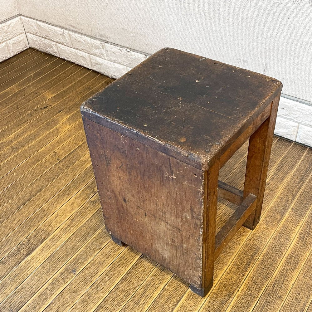 ジャパンビンテージ Japan Vintage スツール 図工椅子 角椅子 花台 ディスプレイスタンド 無垢材 木味 古家具 ◎