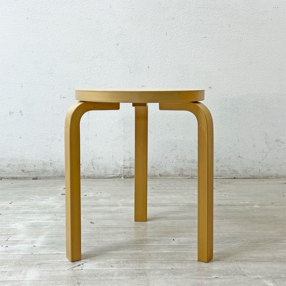 アルテック Artek スツール60 Stool60 バーチ材 ナチュラルラッカー 3本脚 アルヴァ・アアルト フィンランド ●