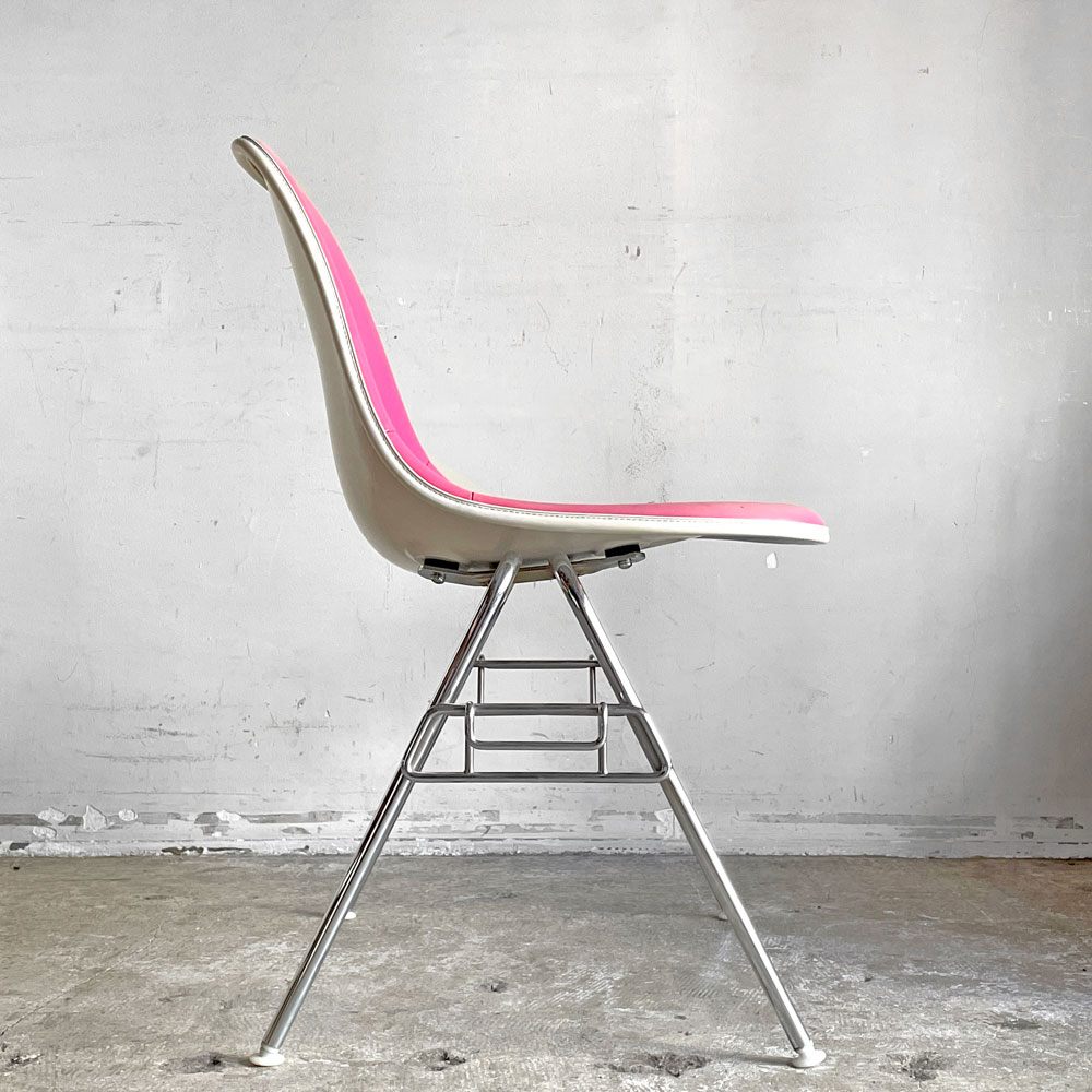 ハーマンミラー Herman Miller 3ndビンテージ サイドシェルチェア FRP製 PVCレザー スタッキングベース C&R イームズ ミッドセンチュリー D ■