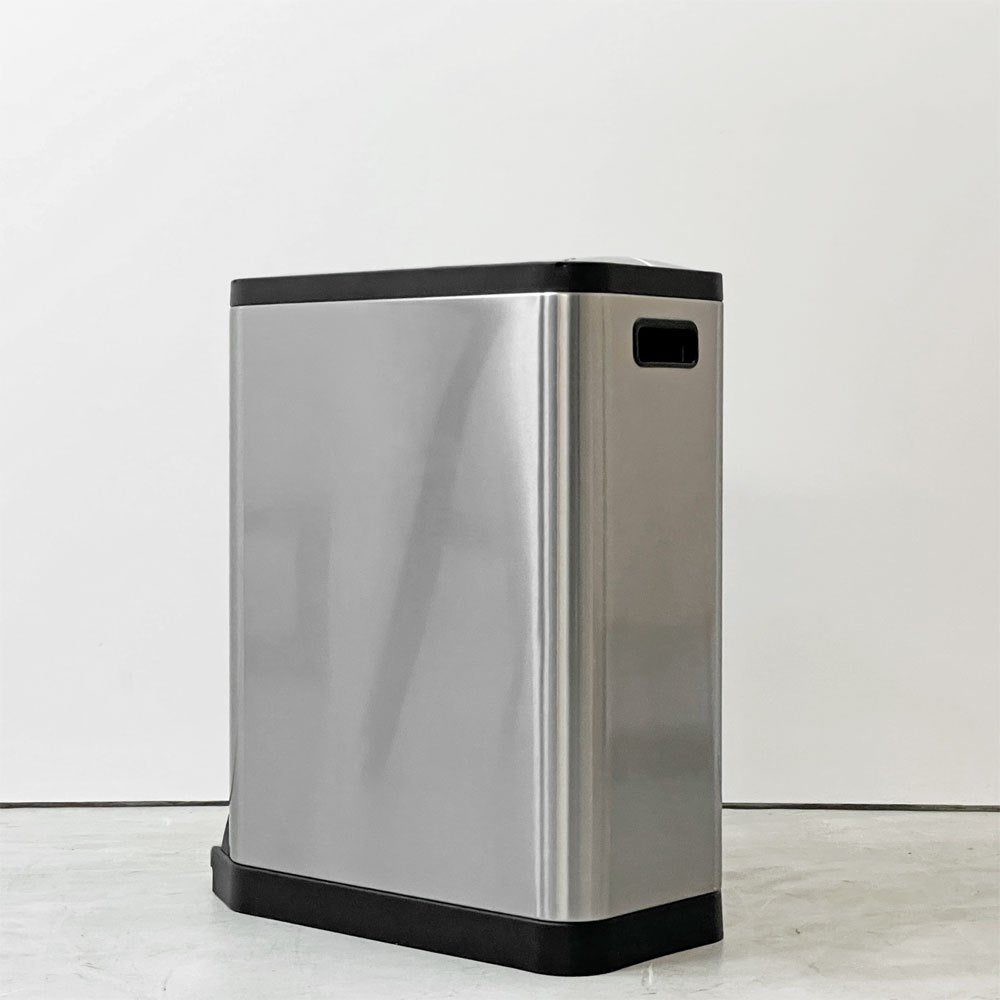 シンプルヒューマン Simple Human バタフライステップカン 30L ダストボックス ゴミ箱 ステンレス シルバー ●