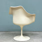 ノル ノール Knoll サーリネンコレクション チューリップチェア アームチェア ダイニングチェア ビンテージ ホワイト 座面クッション交換済み エーロ・サーリネン 参考定価￥520,300- ◎