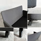 カッシーナイクスシー Cassina ixc. カレス CARESS 1シーターソファ 1人掛け ファブリック グレー×ネイビー モールドウレタン キャスター付 参考価格28万円 廃番 B 〓