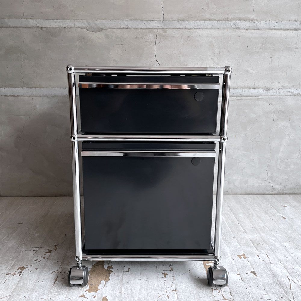 USMハラー USM Haller モジュラーファニチャー ロールボーイ デスクワゴン 2ドロワー グラファイトブラック キャスター トレイ付き ♪